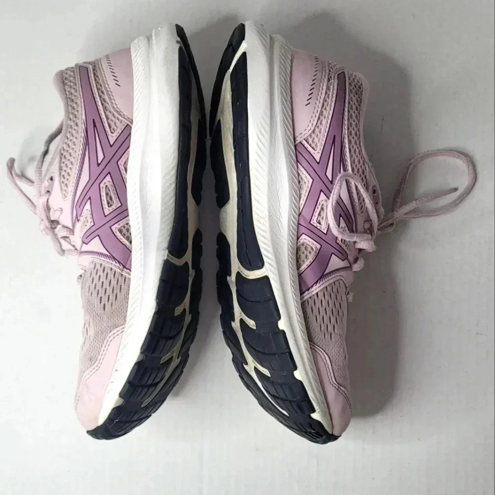 ASICS Gel Contend 7 'Amplifoam.  Size 8.5 Barely Rose'